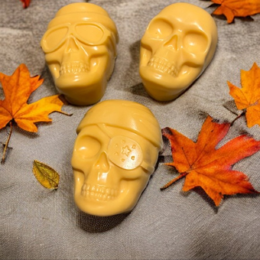 Hand Crafted Soap - Halloween Skulls - Pumpkin Vanilla